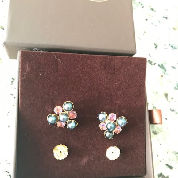 Bounkit Genuine Black (Gray) Pearl and Amethyst Post Back Earrings - Picture 6 of 6